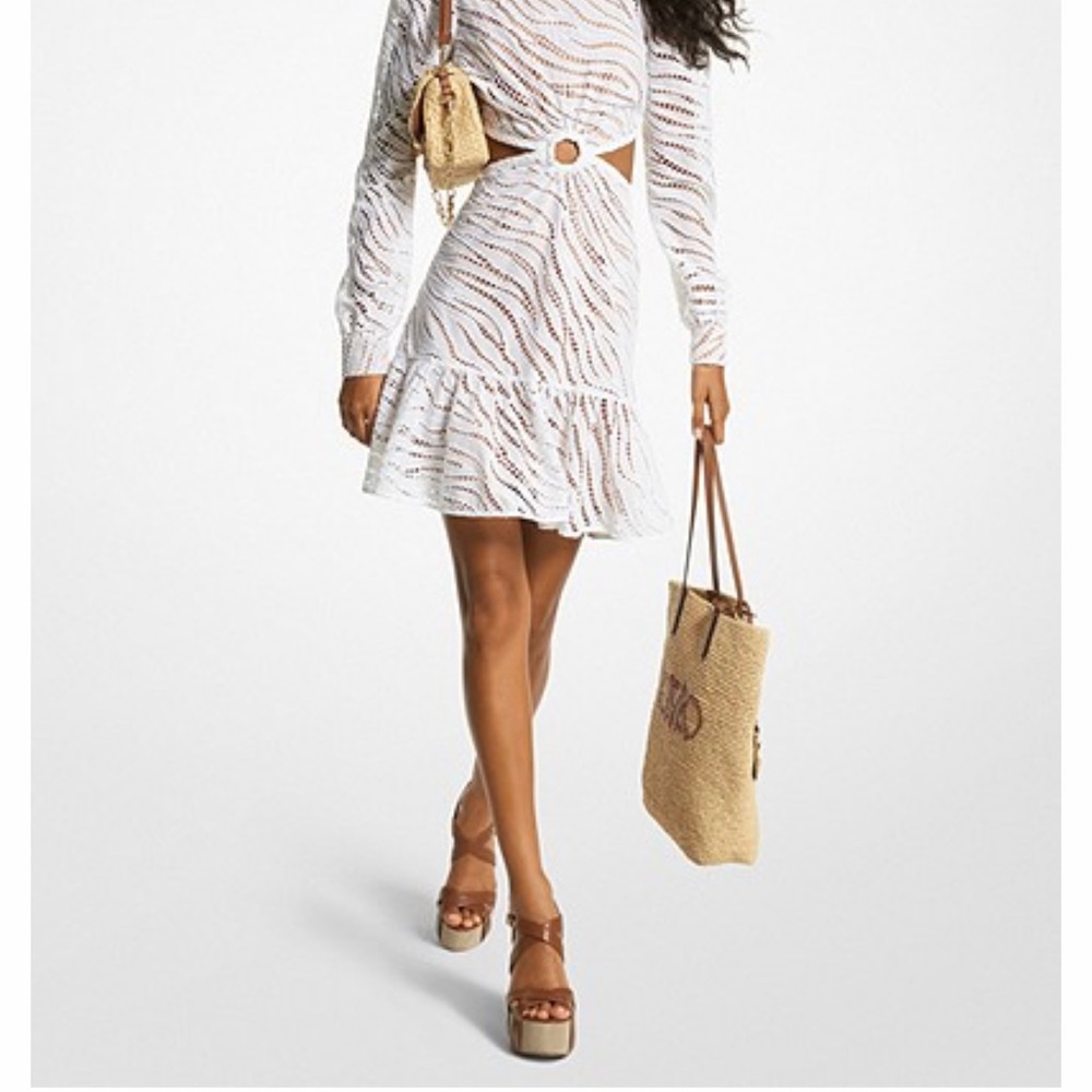 MICHAEL MICHAEL KORS
Zebra Eyelet Cotton Cutout Dress
Style# MS381MA8CT